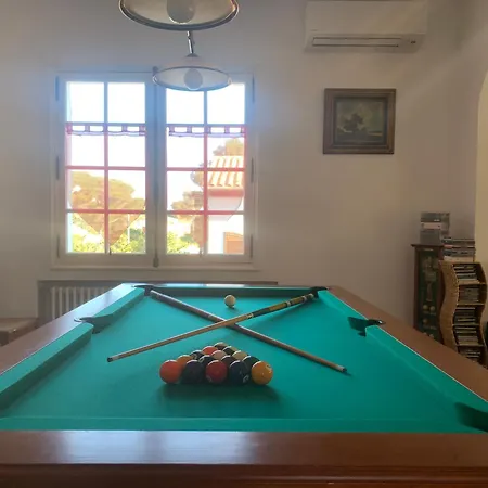 别墅 A 350m Des Calanques *