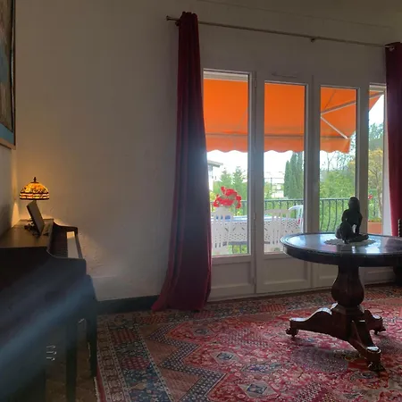 A 350m Des Calanques 圣艾格夫